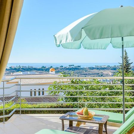 Bnb Homes Ocean View Apartment With Huge Sunny Terrace, 2 Swimming Pools & Tennis Court Albufeira Esterno foto