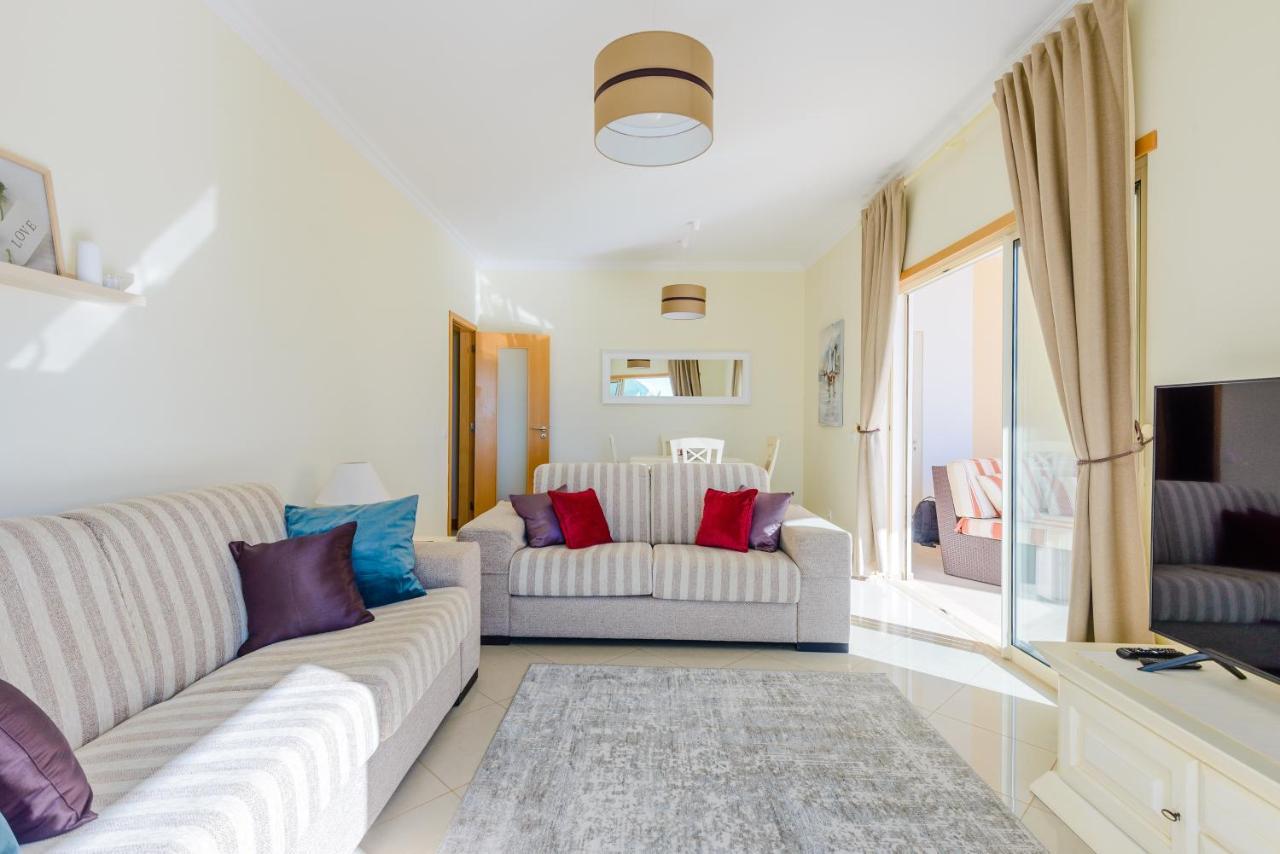 Bnb Homes Ocean View Apartment With Huge Sunny Terrace, 2 Swimming Pools & Tennis Court Albufeira Esterno foto