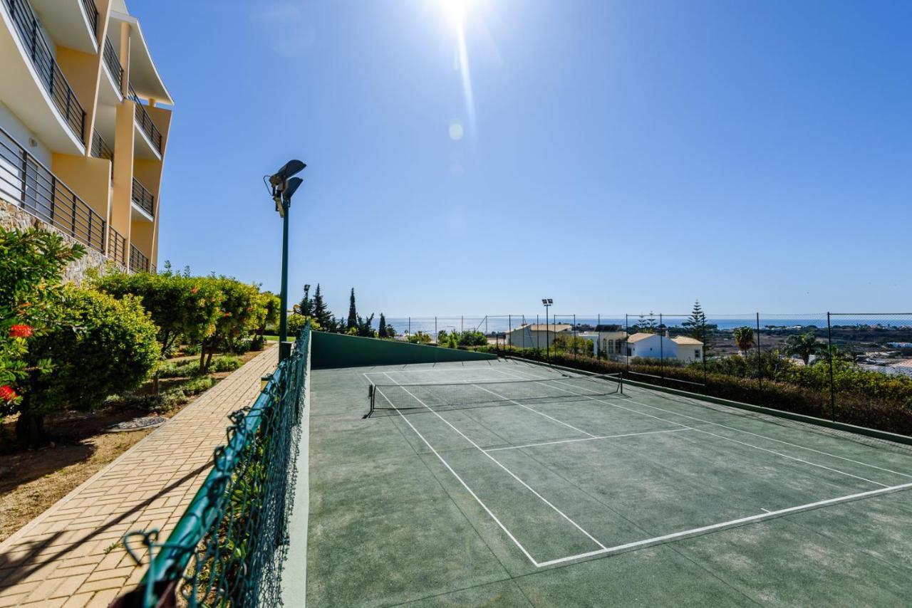 Bnb Homes Ocean View Apartment With Huge Sunny Terrace, 2 Swimming Pools & Tennis Court Albufeira Esterno foto