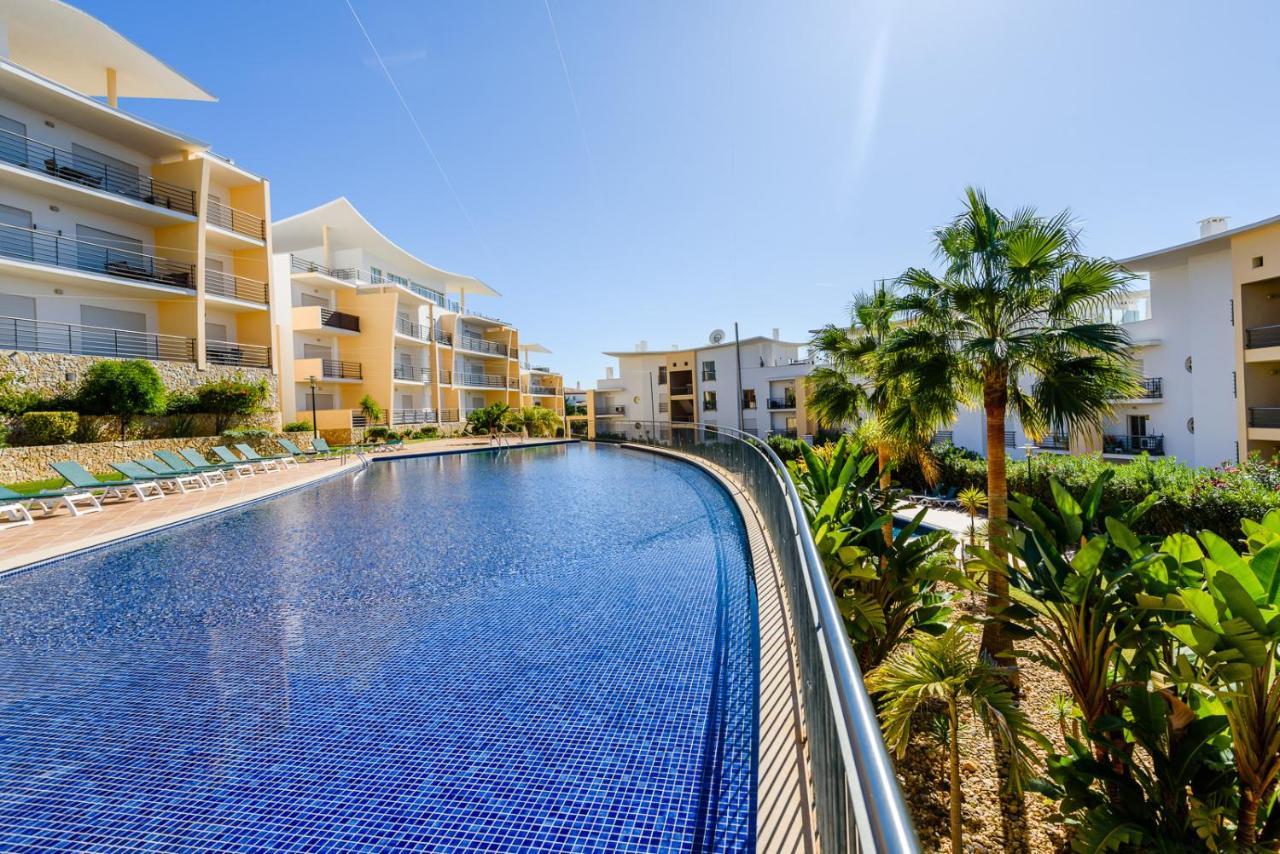 Bnb Homes Ocean View Apartment With Huge Sunny Terrace, 2 Swimming Pools & Tennis Court Albufeira Esterno foto